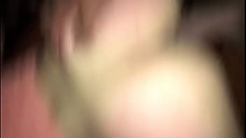 Preview 2 of Dildo Piss - Metendo Na Putinha Casada