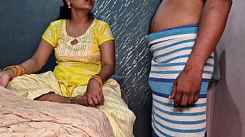 Preview 1 of Nia Masturbanfose - Jiju came after bathing naked in front of Saali,  then Sali ji became crazy and got fucked