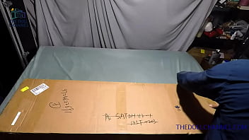 Preview 1 of Flexible Chair Heels Blonde - 135 cm JinSan YL Doll Unboxing and Review