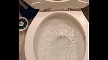 Preview 2 of Heiiden Masturbating - Trouble peeing on camera because of stage fright,  have to push it out