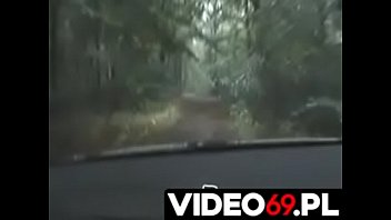 Preview 1 of Www Brazzese - Polskie porno - Nastolatka była strasznie przemoczona i zmarznięta więc trzeba było ją rozgrzać