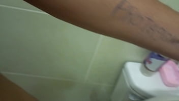 Preview 2 of The Girl Dresses Like A Boy - V&iacute_deo de verificaci&oacute_n