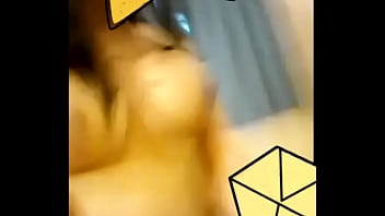 Preview 2 of German Online Blond Lesbian Porn - Gumii fumando y comiendose a un virgen