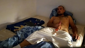 Preview 3 of Big Oiled Ads - pollish guy jerking off to orgasm