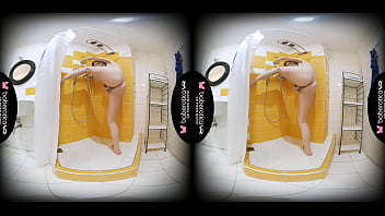 Preview 3 of Brandi Beast Sex - Solo babe,  Isabel Stern is fingerings pussy in bathroom,  in VR