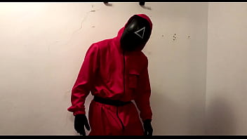 Preview 2 of Mia Khalifa Pornhob - The security guard from the &quot_SQUID GAME&quot_ jerks off while no one sees