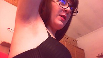 Preview 2 of Min Et - Vieni a godere con me mentre ti mostro come gioco con le mie ascelle sudate