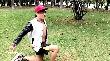 Preview 2 of Pelajar Vietnam - Entrenado como puta en el parque con morbo en espa&ntilde_ol