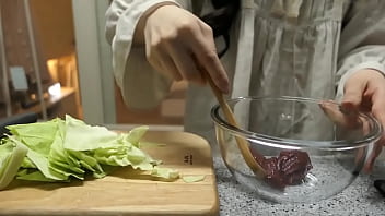 Preview 3 of Katon Xxx With Ben 10 - food sex video