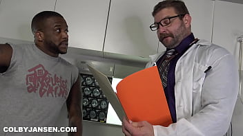 Preview 1 of Jav Novinha Bbw - Hunky Doctor Colby Jansen Barebacks His Hot Black Patient