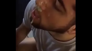 Preview 2 of Bnat Ain Touta Sex - Puto recibe lluvia blanca