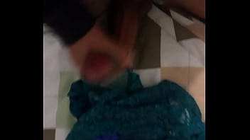 Preview 3 of Wearing Of Condom - Gozando na calcinha da mamae 2