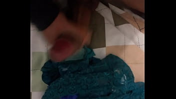 Preview 1 of Wearing Of Condom - Gozando na calcinha da mamae 2