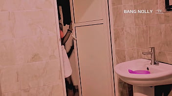 Preview 1 of Big Booty Amatur - Black Ebony Princess couldn&#039_t resist her Stepcousin&#039_s for the first time they met in the bathroom
