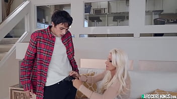 Preview 1 of In The Bad Room Vs Grapa - MILF caught and fucked young thief