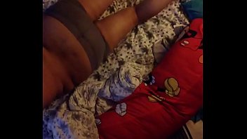 Preview 4 of Nude Oma Skiny - Spying on mom