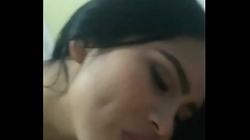 Preview 1 of Pakistni Karachi - Puta &iacute_ndia mamando novinho