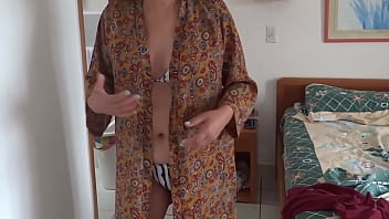 Preview 4 of Wow Girls Sex Mms - 58-year-old Latina stepmother opens her dress and exhibits herself erotically