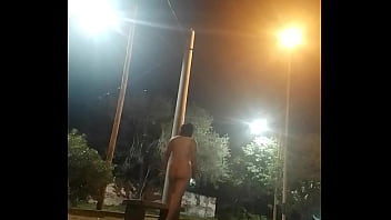 Preview 1 of Shiredan Love - Caminando como perra en celo en plaza publica