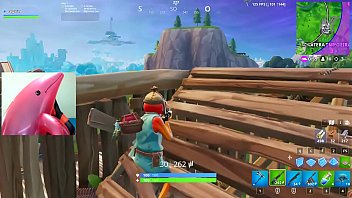 Preview 3 of Indon Romen - Golfinho rosa comendo homem e jogando Fortnite
