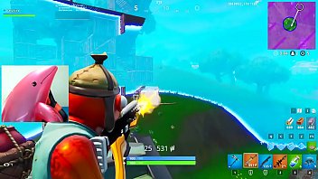Preview 4 of Indon Romen - Golfinho rosa comendo homem e jogando Fortnite