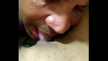 Preview 4 of Pinay Amateur Teen Solo - Botei Leo Ogro para chupar Pussy sucking