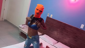 Preview 1 of Boy Ducking Hied Cam - MOAN LIKE A HOT BITCH!! THE BRUNETTE WANTS TO HAVE SEX AND THERE IS NO MALE WHO PLEASES HER,  LUCKY THE STEPSIST HAS A BOYFRIEND AND IS IN THE OTHER ROOM WITH HER BOYFRIEND TOUCHING HER BODY DELICIOUSLY. REAL HOMEMADE PORN