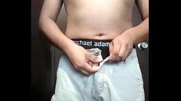Preview 2 of Sedap Cik - Jovencito sediento de verga madura