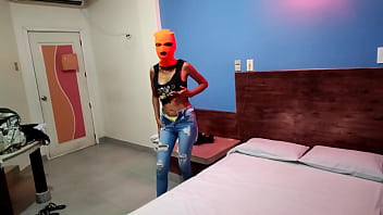 Preview 1 of Xxxxxxvido And - HIJASTRA FLACA SEDUCE A SU PADRASTRO SUCIO CON VIDEO CASERO!! QUIERE GANARSE EL APRECIO DE SU PADRASTRO PARA QUE LE COMPRE UNA LAPTOP GAMER. LUEGO EL PADRASTRO LE MANDA UN VIDEO FOLLANDOSE A SU MADRASTRA DE PIE Y LENTO.