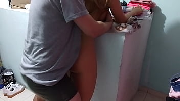 Preview 3 of Drug Mda - Navidad a solas con mi hijastra,  enga&ntilde_ando a mi esposa con mi hijastra en su habitaci&oacute_n