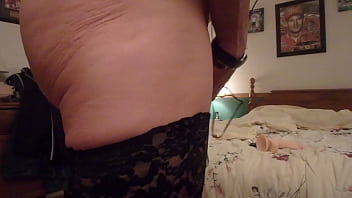 Preview 1 of Mobile Xxxx Video - Ericacd anal play and eating cum