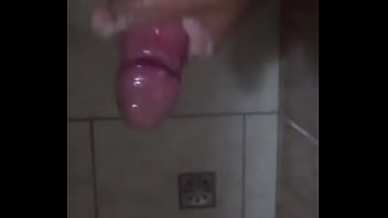 Preview 3 of Femdom Gays - Masturbando meu pau
