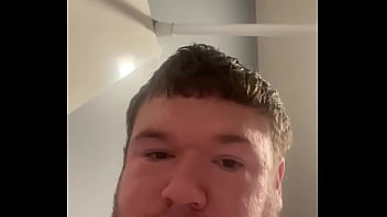 Preview 1 of Les Moe - Shower