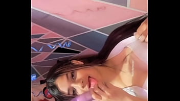 Preview 4 of Kareena Kapoor Xxy Video - UNIVERSITARIA SE ROCA CON SU DILDO