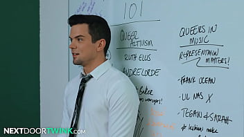 Preview 1 of Cucumber Dog Styl - NextDoorTwink - Hot Twink Groupsex wt Sexy Proffessor