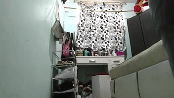 Preview 1 of Mom Sleeping And Son Fuckining - Enfermera espiada en su cuarto despues de llegar de trabajar EXTREMADAMENTE CULONA