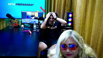 Preview 2 of Xxxxnepali Garal Hd Video - Andressa Sanchez sensualizou gostoso pro Ruan,  ela meteu o rabo na c&acirc_mera e colocou o pau dele pra fora! - Podcast P&aacute_pum no Barraco - Completo no Sheer/RED