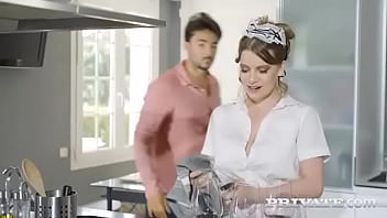 Preview 2 of Resmaauntysex - Alice Wayne,  the Horny Maid
