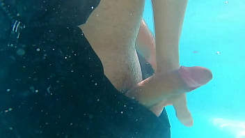 Preview 3 of Japanese Students Sex Education - Brincadeira gostosa dentro da piscina