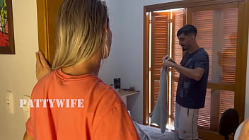 Preview 1 of Hindi Ashlil Movies - O dotado de 23cm arrega&ccedil_ou meu cu,  na cama do Corno