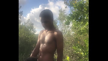Preview 1 of Girl Dog Df - JOVEM do Pau grande bota GAY pra MAMAR