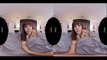 Preview 3 of Semi Video Eropa - VRHUSH Kayley Gunner and Jenna Noelle explore their fantasies