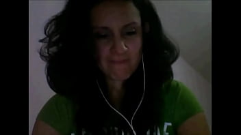 Preview 2 of Vagina Dilumurin Sperma - Big Tits Latina Webcam On Skype