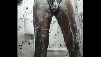Preview 3 of Best Frnd Mom Full Movie - Indian lusty naked bath in Hyderabad