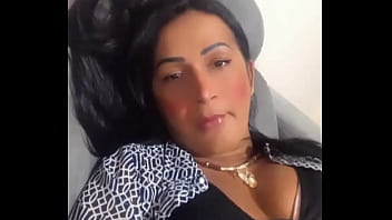 Preview 3 of Mistress Scat On Slave Mouth - Cad&ecirc_ os de plant&atilde_o sensualizando!Chegou o final de semana vamos...?️