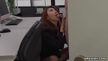 Preview 4 of Small Boy And Brezza Mom Sex - Japanese secretary,  Mai Takizawa sucks dick,  uncensored
