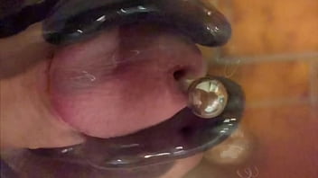 Preview 2 of Xxx New Zealand Shoes - Cumshot slow mo with vibrator,  2g PA