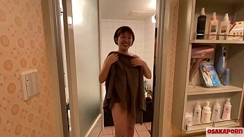 Preview 4 of Bbw Japanese Uncensore - コロナで困ったGカップ小顔ショートヘアの似合う爆乳ぽっちゃりさんが人生初巨乳でパイズリ＆オナニー処女解禁。脱がしたらトイレットペーパーついてましたｗｗ インタビュー フェラ パイズリ シャワーVer～　 OSAKAPORN