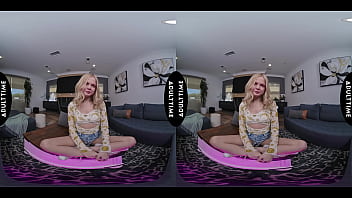 Preview 1 of Mom And Son Famous Toon Sex - UP CLOSE VR - POV Petite Blonde Coco Lovelock Goes Into FERAL FRENZY Mode For Your Big Dick