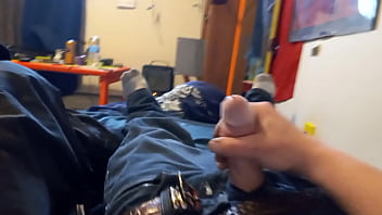 Preview 4 of Rosaa Cam - Jerking off in bed for my girlfriend